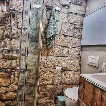 Old Town Philosopher's Abode شقة *